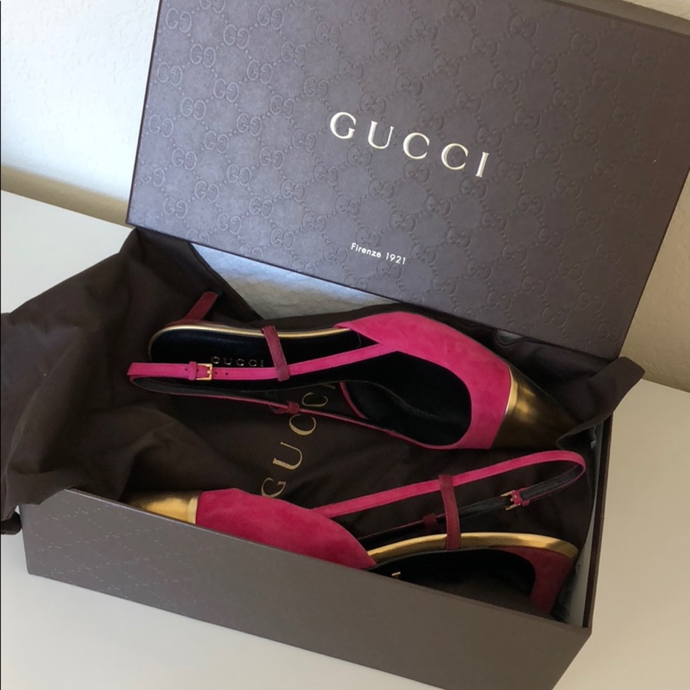 Gucci Magenta/Gold Suede Pumps - Picture 5 of 5